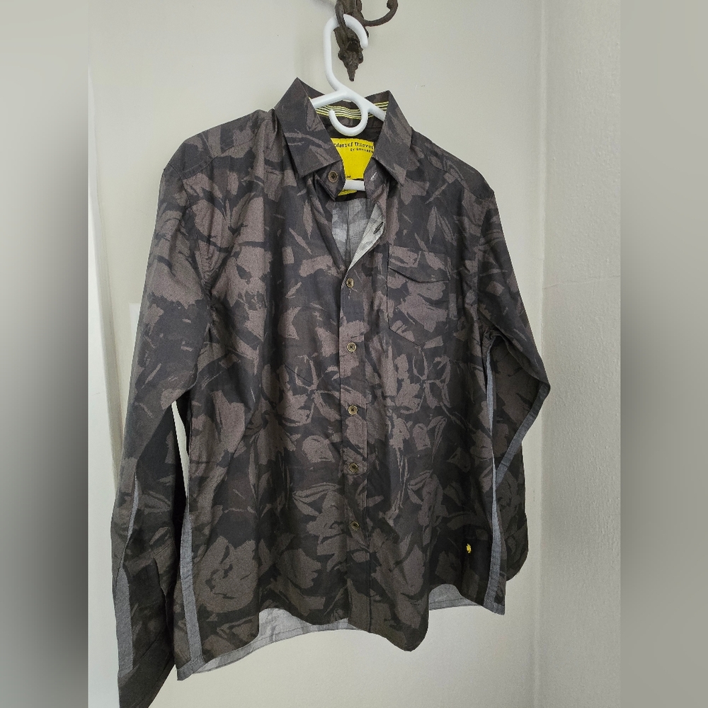 Descendant of Thieves Button Up